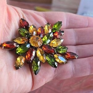 Stanley Red and Orange Brooch with Gemstone Floral Design